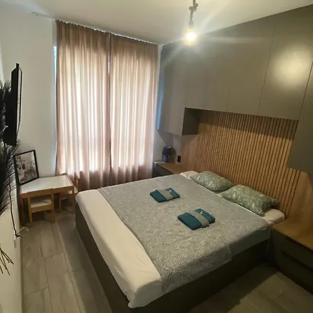 Apartmán La Patio Cherno 2 *