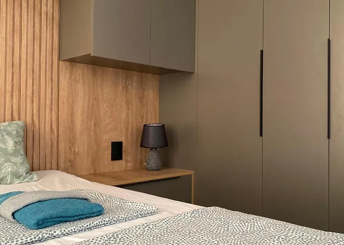 아파트 La Patio Cherno 2 네세부르