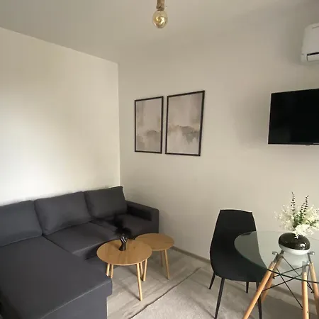La Patio Cherno 2 דירה נסבר