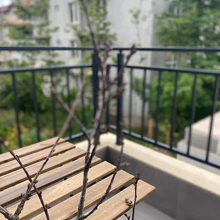 La Patio Cherno 2 アパート *